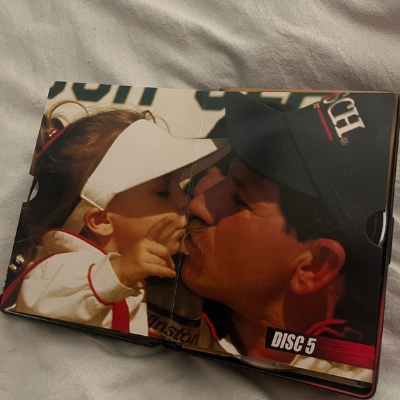 Dale Earnhardt DVD collector’s set - Picture 7 of 10